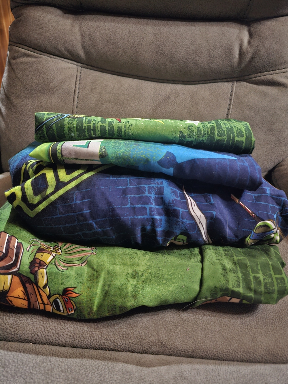 Teenage Mutant Ninja Turtles Full Size Bedding Sheet Set - TMNT Turtle Trouble